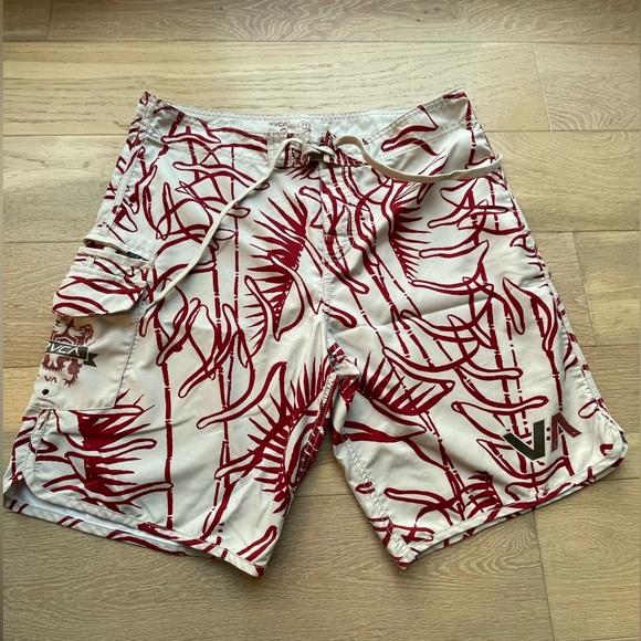 RVCA Men’s Board Shorts Swim Red Cream Size 33 - Picture 1 of 6